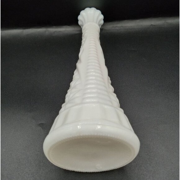 Bud Vase Milk Glass Anchor Hocking Stars Bars Scalloped Edge 9 Inch Vintage - Picture 15 of 16
